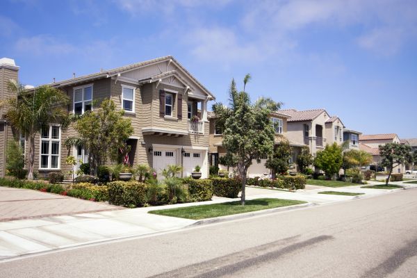 Neighborhood Landscaping in Stamford